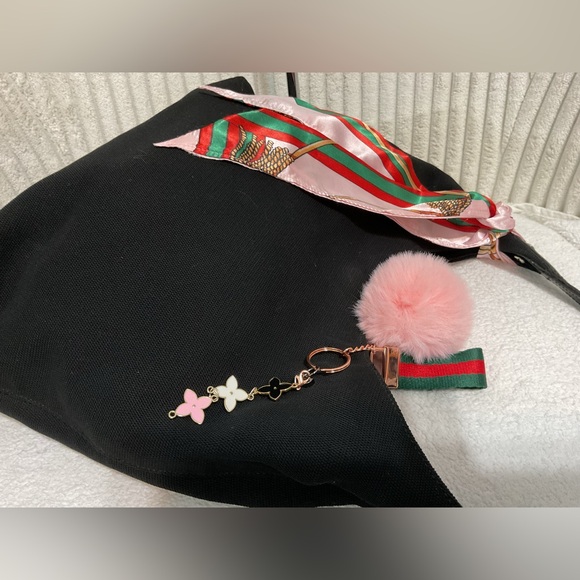 Gucci bags - Picture 8 of 12